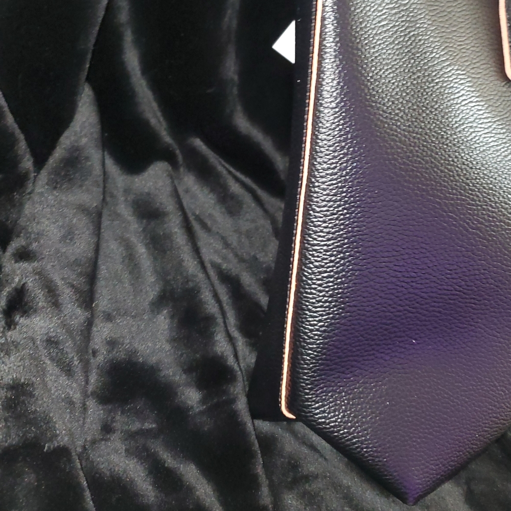 Unknown Artist Black Tote View 3